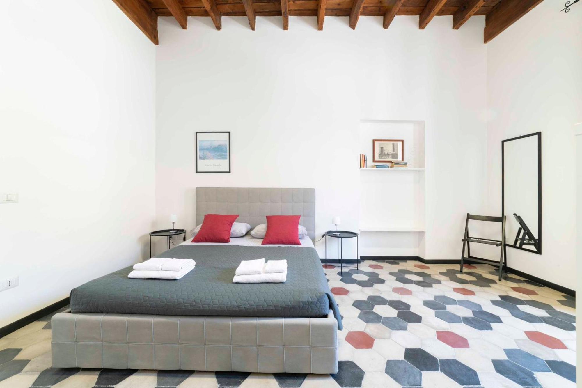 Vintage Cavour Apartment Сассари Экстерьер фото